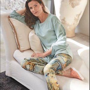 Soft Surroundings Tunic and Must-Have Mosaique Leggings Set!